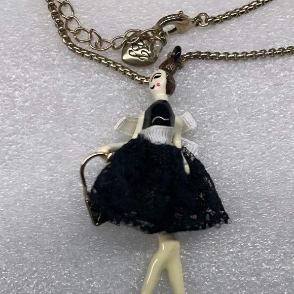 Betsey Johnson Paris is Always a Good Idea Doll Necklace       ***Rare Find*** - Picture 2 of 6